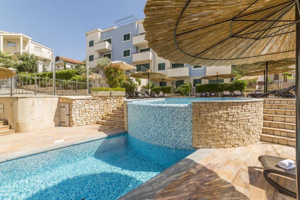 Apartment Livia Slatine Ngoại thất bức ảnh