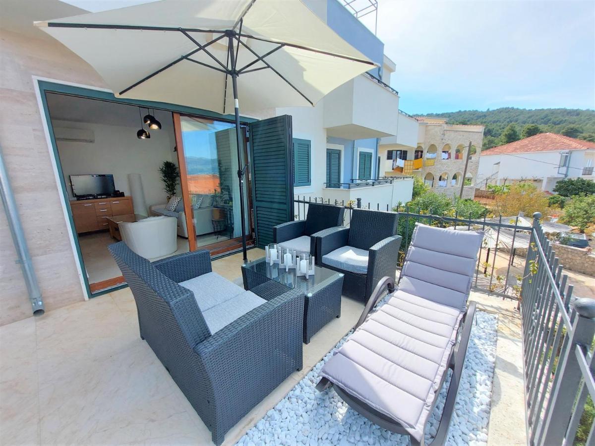 Apartment Livia Slatine Ngoại thất bức ảnh